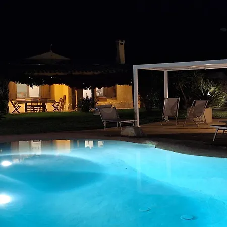 Carlebia - Piscina Privata - Spiagge Raggiungibili A Piedi Villa *