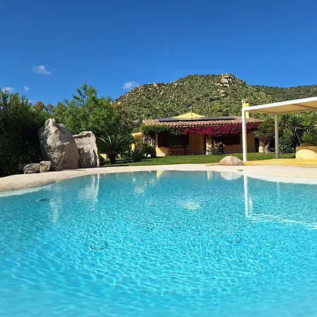 Carlebia Villa