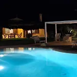 Carlebia - Piscina Privata - Spiagge Raggiungibili A Piedi Villa *